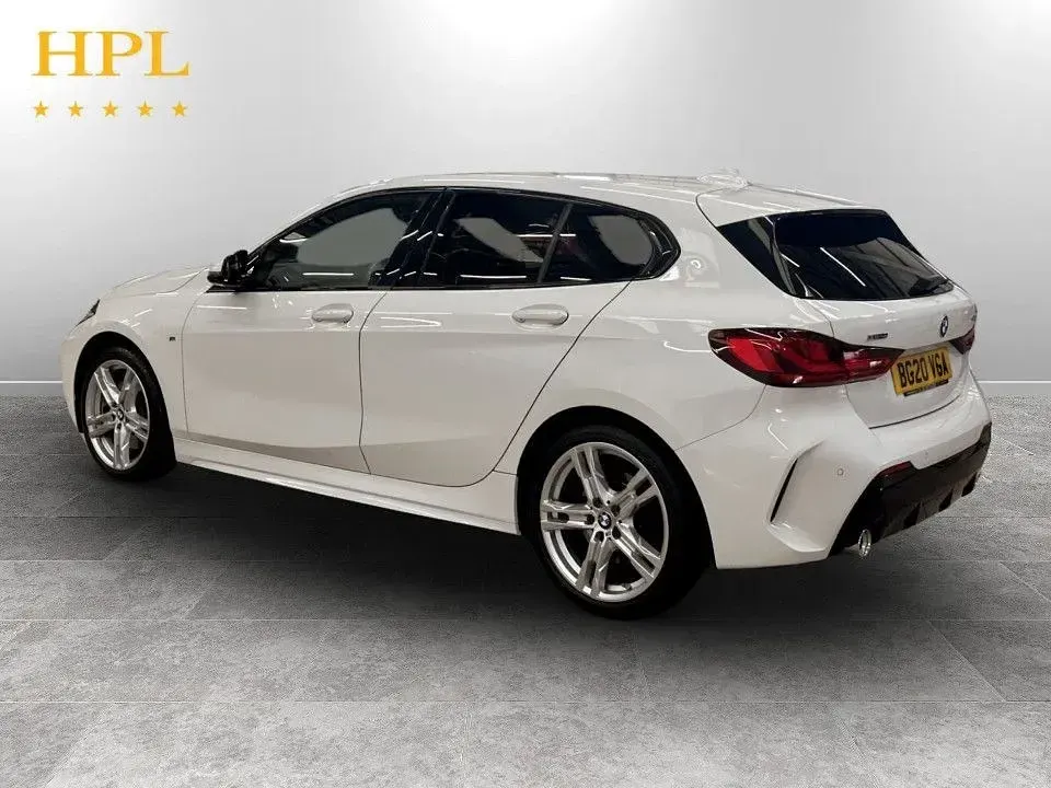 Usado BMW 120 M Sport 190 CV (139 kW) 2020 Blanco Utilitario