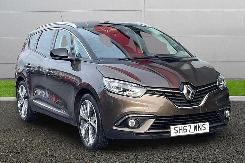 Used Renault Grand Scénic IV Dynamique 110 HP (80 kW) 2017 Brown/black MPV