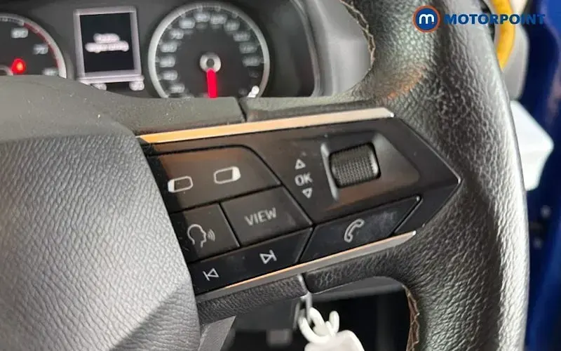 Used Seat Arona SE 95 HP (69 kW) 2022 Blue SUV