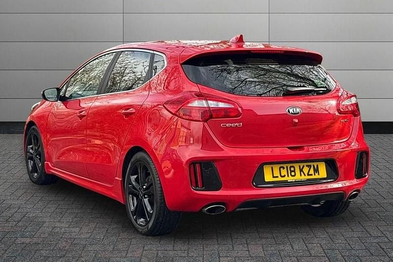 Usado Kia Ceed GT-Line 2018 Vermelho Citadino
