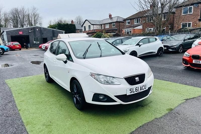 Used Seat Ibiza 105 HP (77 kW) 2011 White Hatchback