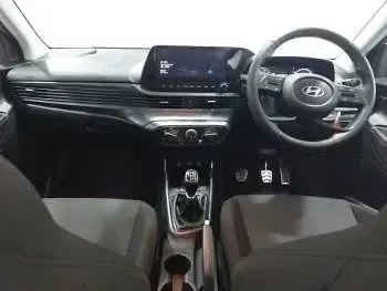 Używany Hyundai Bayon Advanced 100 KM (73 kW) 2025 Biały SUV
