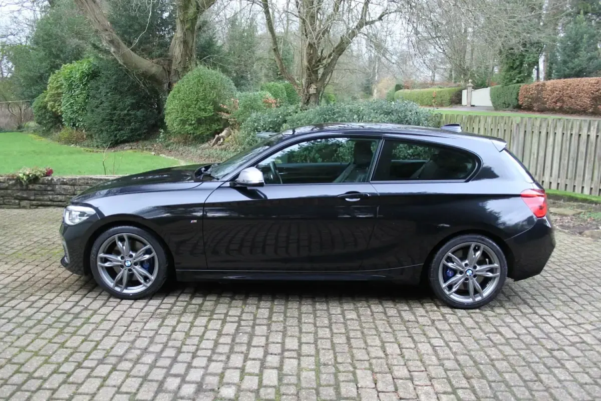 Second-hand BMW M140 M Sport 340 CP (250 kW) 2018 Negru Hatchback