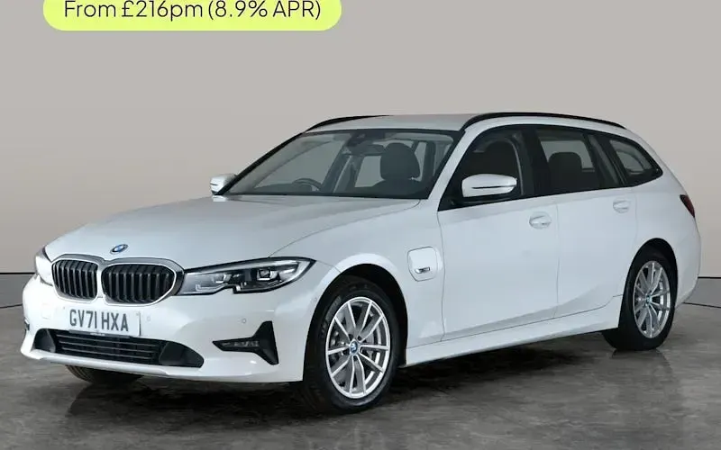 Used BMW 330e 292 HP (214 kW) 2022 Estate