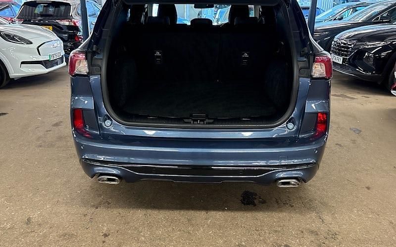 Used Ford Kuga Vignale 190 HP (139 kW) 2023 Blue SUV