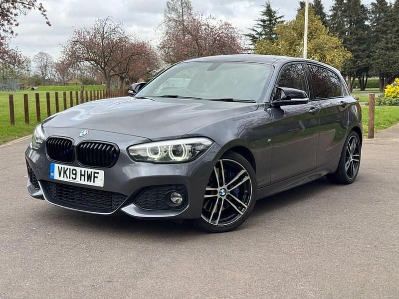 Used BMW 118 Efficient Dynamics 136 HP (100 kW) 2019 Grey Hatchback