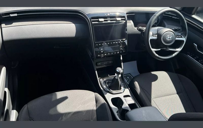 Image 2/4