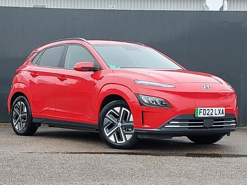 Red Used 2022 Hyundai Kona Premium SUV | £16,498 (Fair price) - Image 1/4