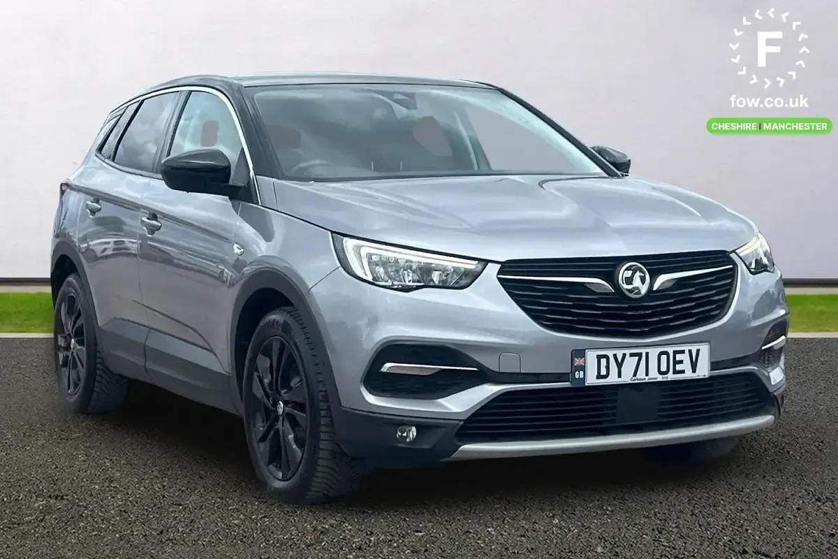 Used Vauxhall Grandland X SRi 131 HP (96 kW) 2021 SUV