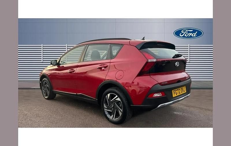 Used Hyundai Bayon SE 99 HP (72 kW) 2022 Red SUV