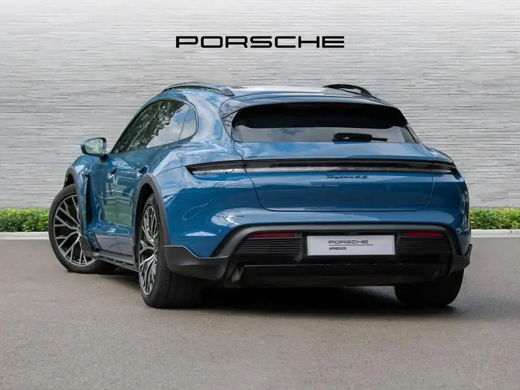 Used Porsche Taycan Cross Turismo 419 kW (571 HP) 2022 Blue Estate