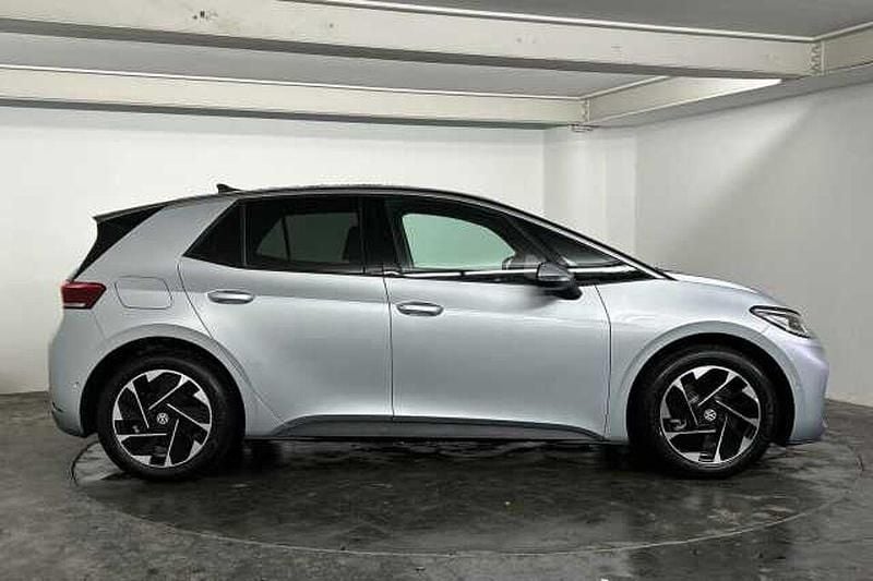 Used VW ID.3 Pro 150 kW (204 HP) 2025 Silver Hatchback