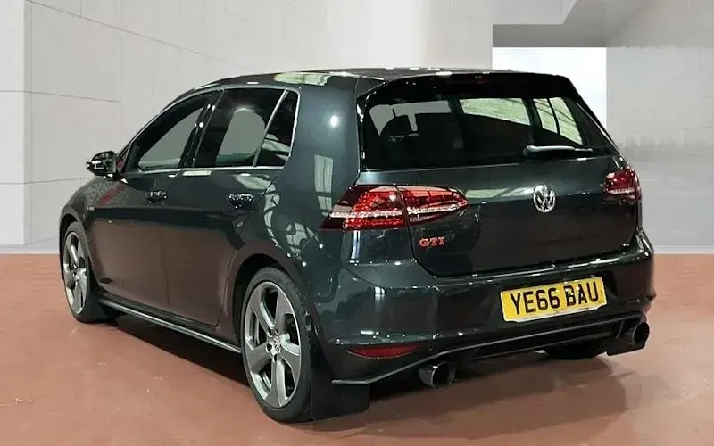 Used VW Golf VII GTI 220 HP (161 kW) 2016 Grey Hatchback