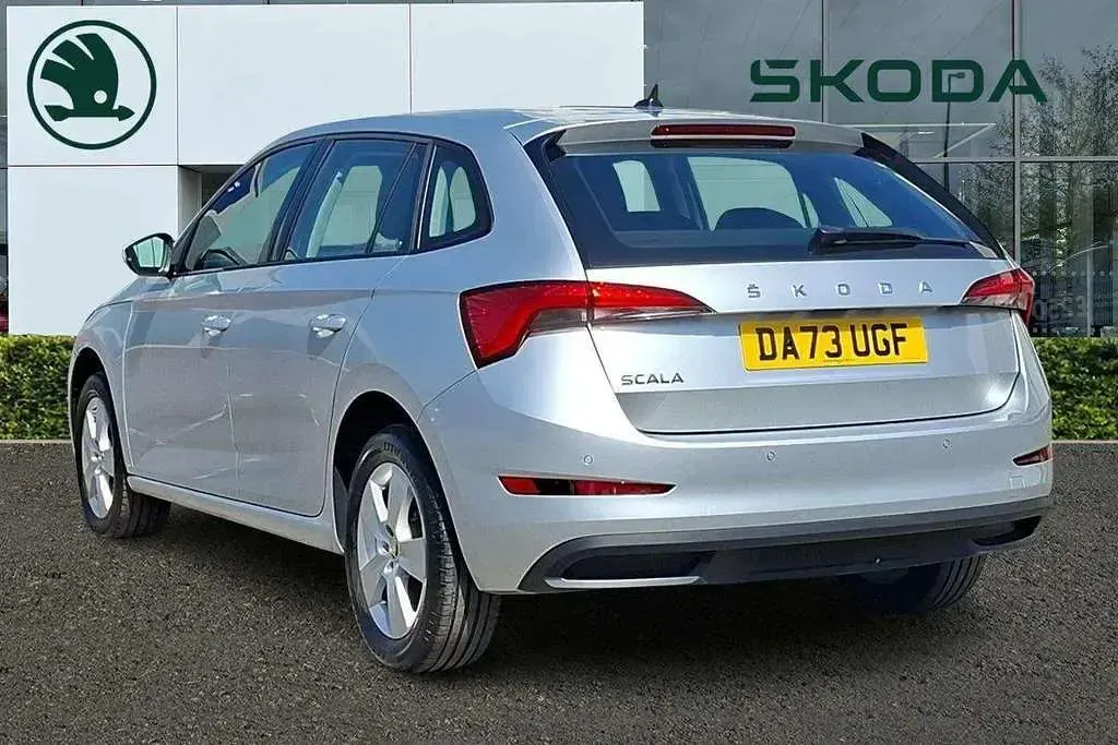 Used Skoda Scala SE 108 HP (79 kW) 2023 Silver Hatchback
