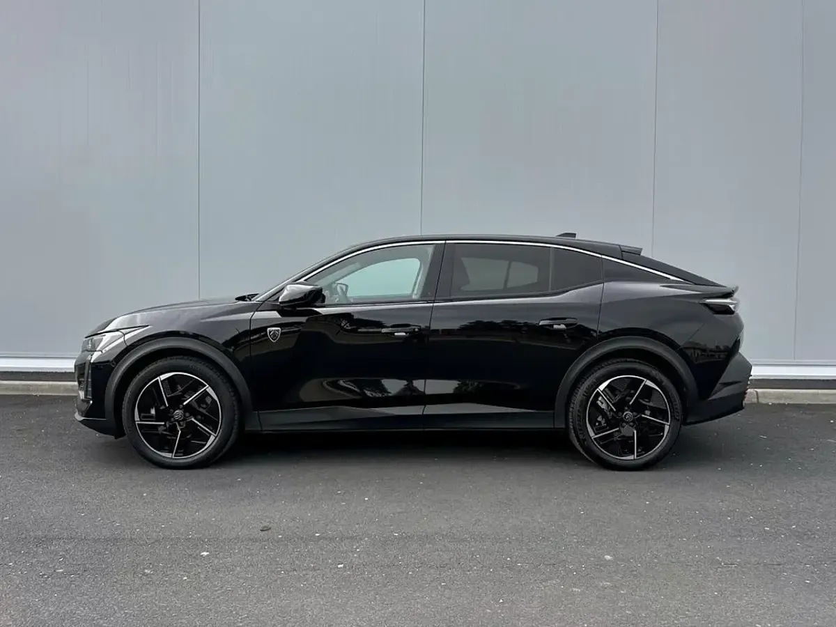 Second-hand Peugeot 408 GTi 134 CP (98 kW) 2025 Negru SUV