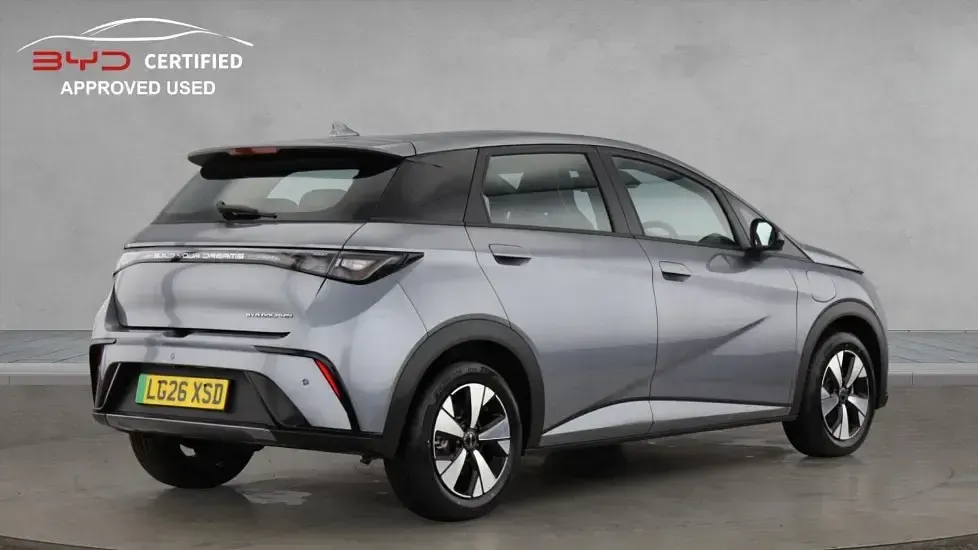 Nuevo BYD Dolphin Active 69 kW (95 CV) 2026 Gris Utilitario