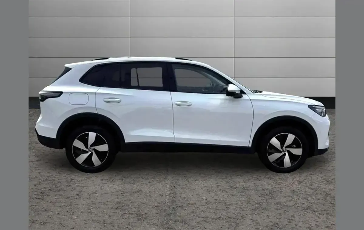 Usado VW Tiguan Match 204 CV (150 kW) 2025 Blanco SUV