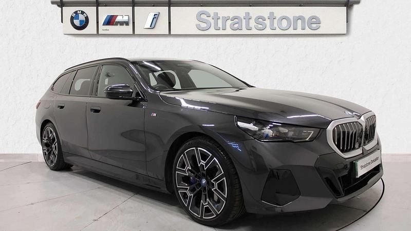 Grey Used 2025 BMW i5 M Sport Sedan | £57,490 (Expensive) - Image 1/3