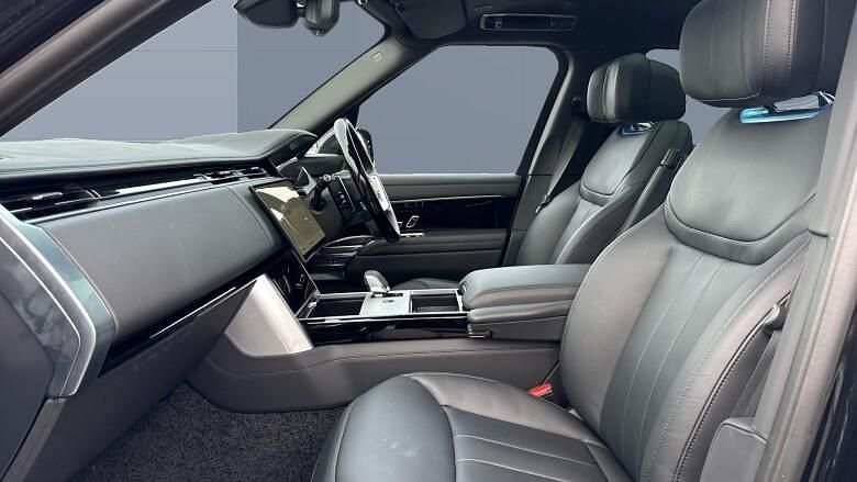 Used Land Rover Range Rover Autobiography 300 HP (220 kW) 2025 Other SUV