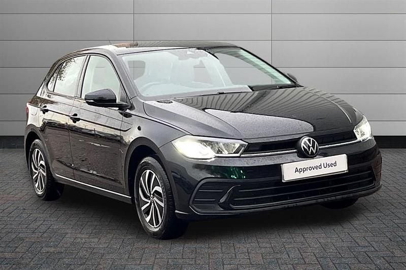 Black Used 2025 VW Polo Life Hatchback | £17,690 (Fair price) - Image 1/4