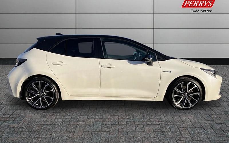 Used Toyota Corolla 184 HP (135 kW) 2022 Hatchback