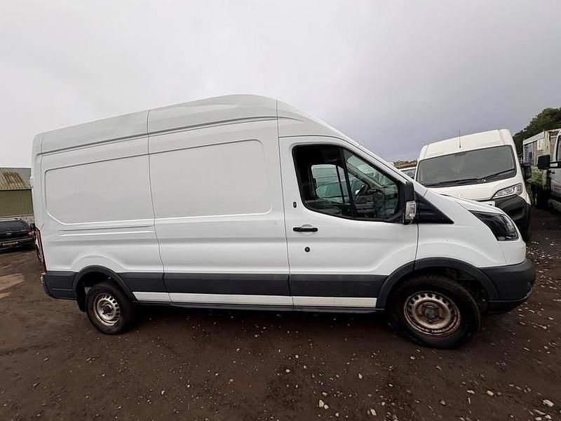 Begagnad Ford Transit 130 HK (95 kW) 2018 Vit Van