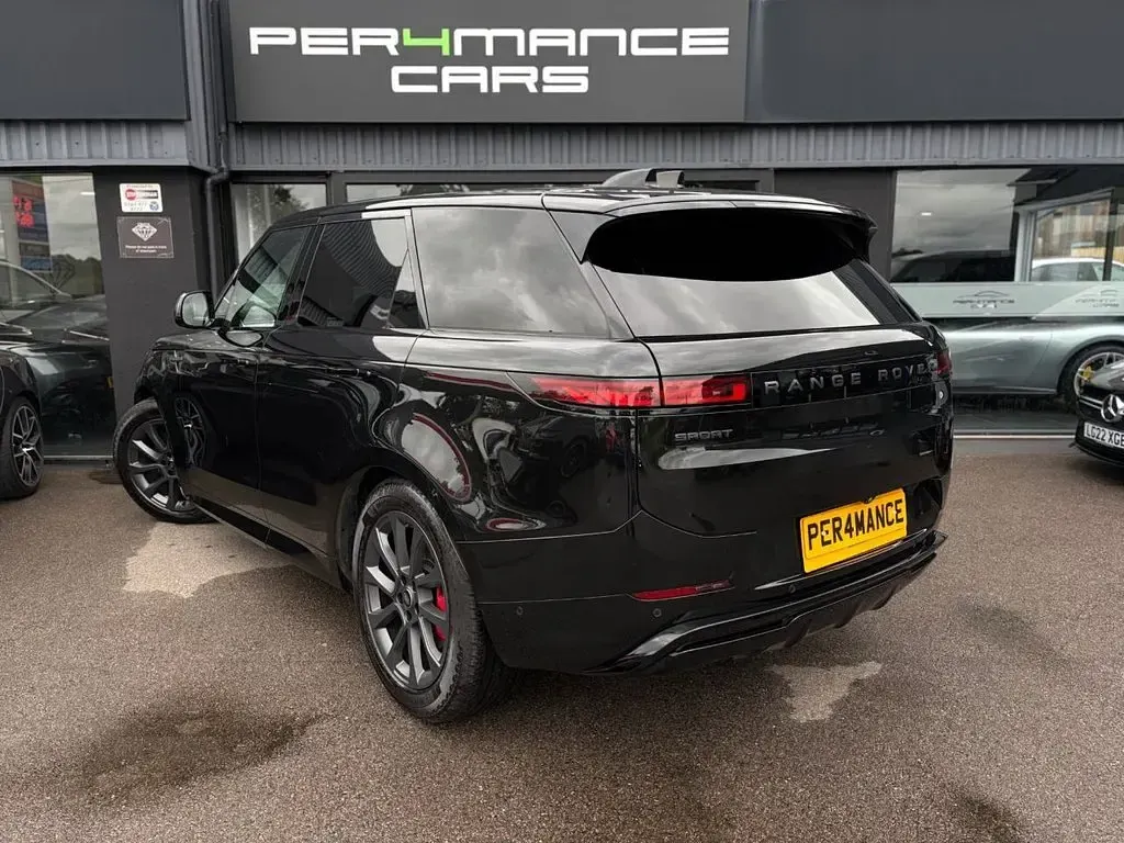 Used Land Rover Range Rover Sport SE Dynamic 300 HP (220 kW) 2023 Black SUV