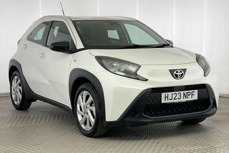 White Used 2023 Toyota Aygo X PURE SUV | £11,990 - Image 1/1