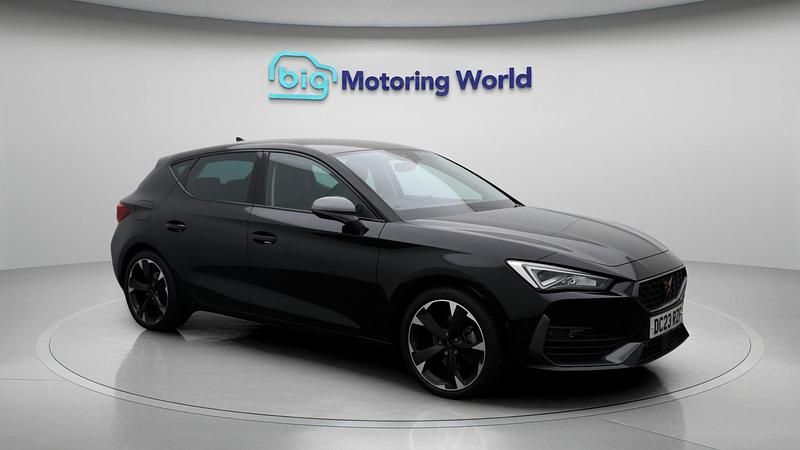 Used 2023 Cupra Leon | £20,400 (Fair price) - Image 1/4