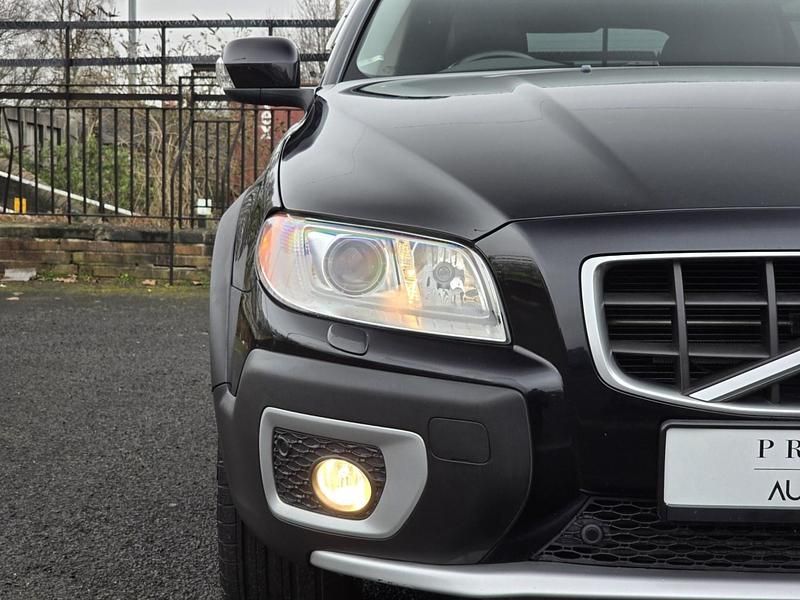 Used Volvo XC70 SE Lux 280 HP (205 kW) 2010 Black Estate