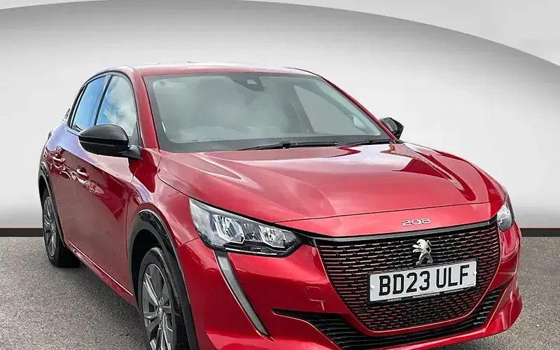 Used Peugeot e-208 Allure+ 100 kW (136 HP) 2023 Hatchback