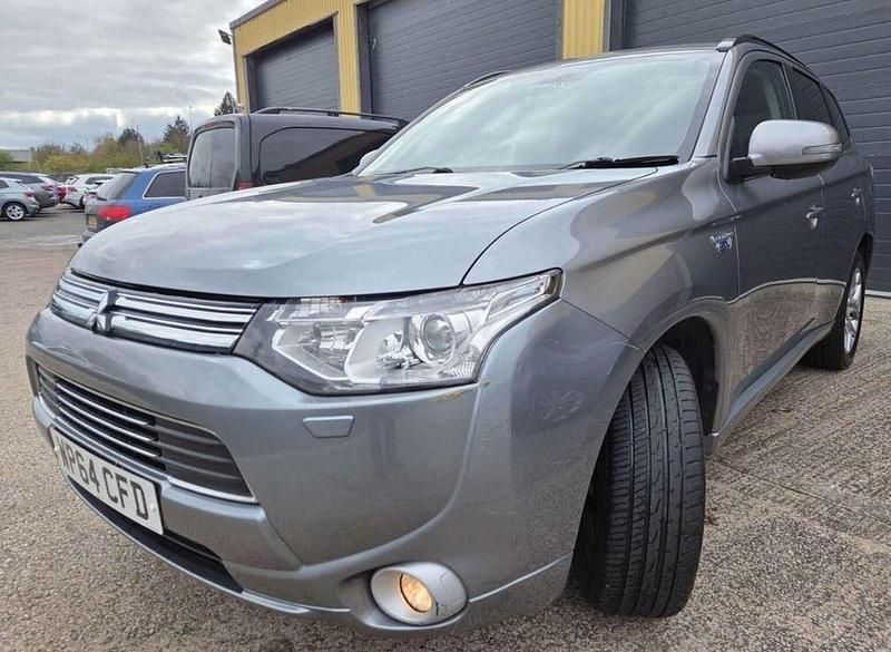 Used Mitsubishi Outlander P-HEV 2014 Grey SUV