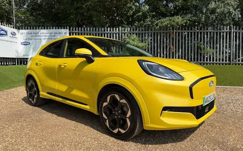 Used Ford Puma Premium 122 kW (167 HP) 2025 Yellow SUV