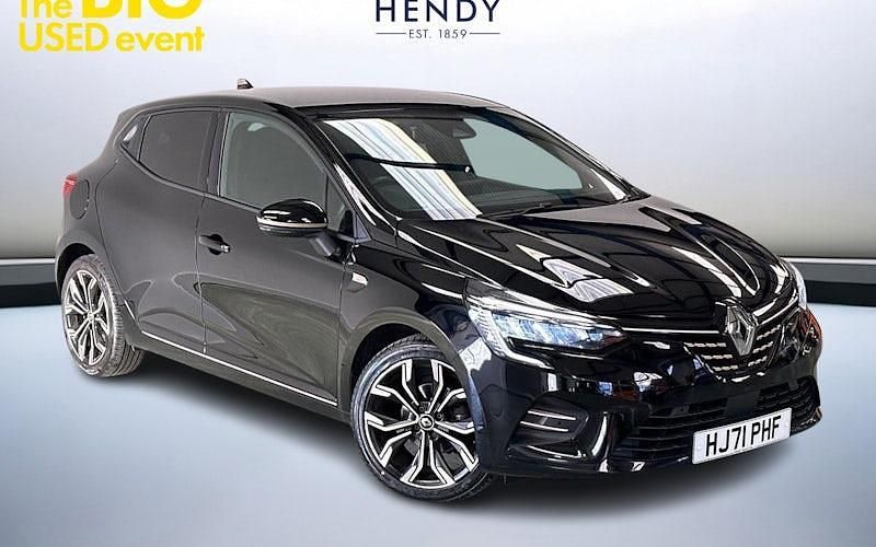 Black Used 2021 Renault Clio V SE Hatchback | £12,589 (Fair price) - Image 1/3