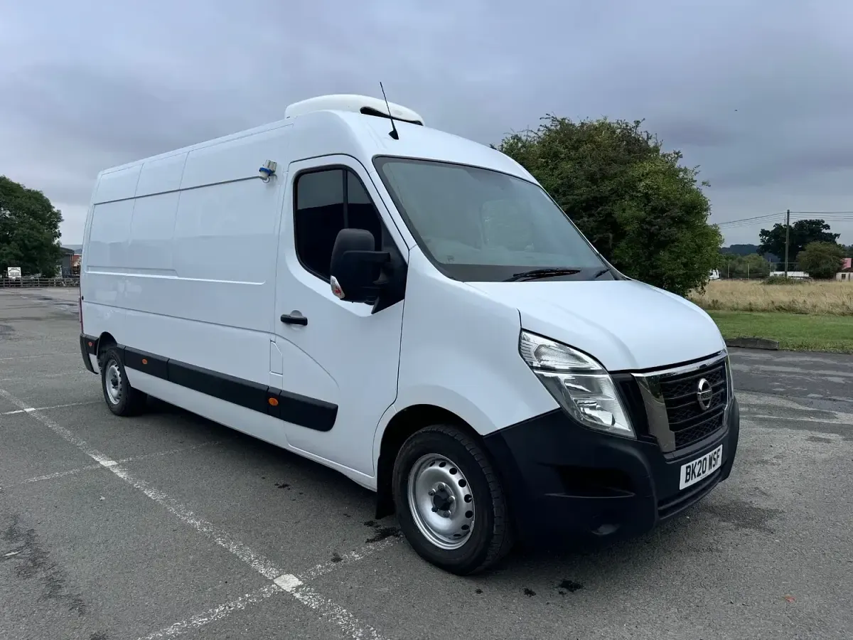 Used Nissan NV400 Acenta 135 HP (99 kW) 2020 White Van