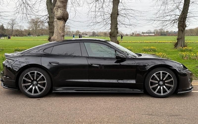 Used Porsche Taycan 500 kW (680 HP) 2023 Sedan