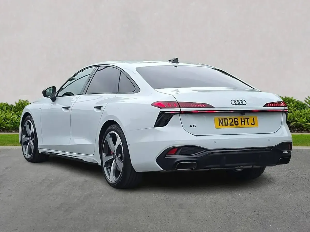 Used Audi A6 Advanced 204 HP (150 kW) 2026 White Sedan