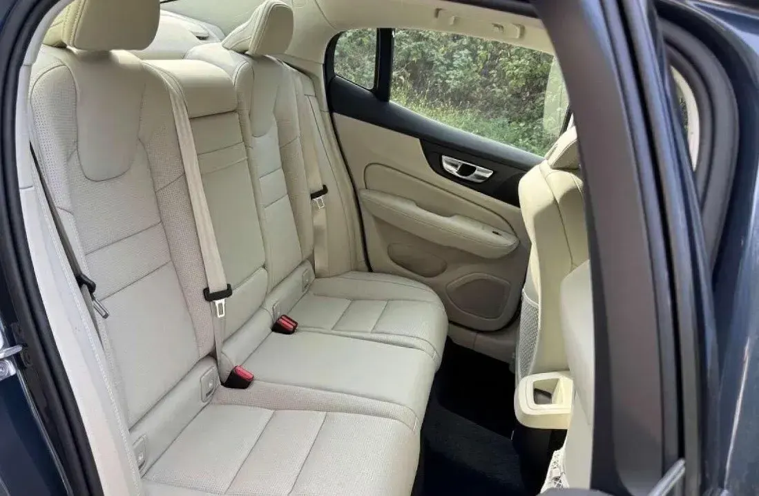 Usado Volvo S60 Inscription 2020 Gris Berlina