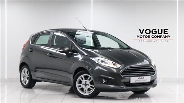 Grey Used 2015 Ford Fiesta Zetec Hatchback | £5,990 (Good price) - Image 1/1