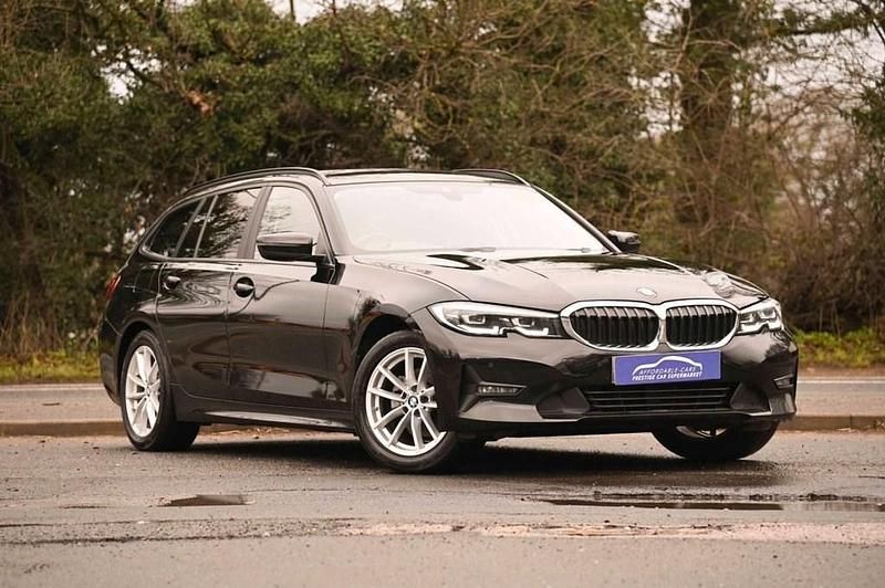 Black Used 2022 BMW 320 Estate | £15,999 - Image 1/4