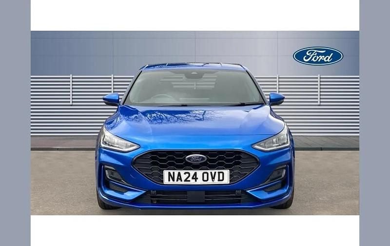 Used Ford Focus ST-Line 125 HP (91 kW) 2024 Blue Hatchback