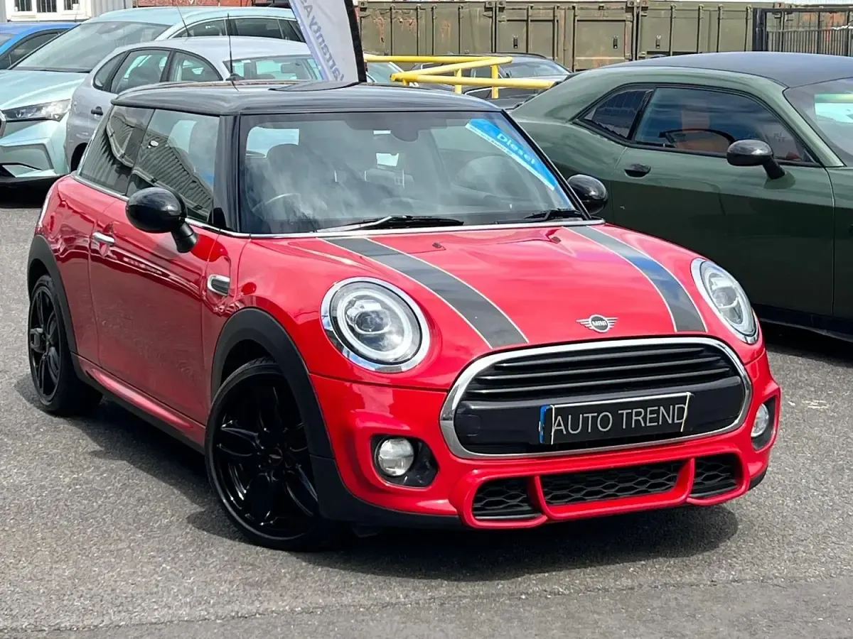Used Mini Cooper D Hatch 2018 Red Hatchback