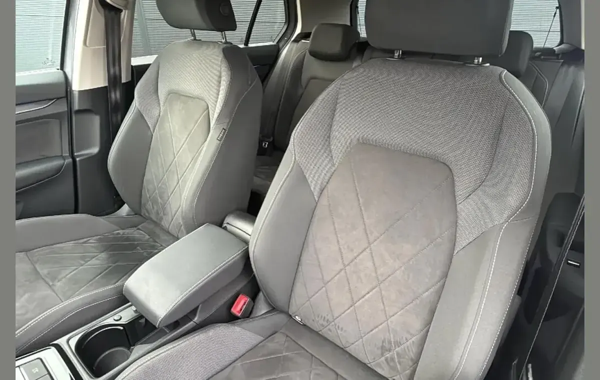 Used VW Golf VIII Edition 128 HP (94 kW) 2023 Grey Hatchback