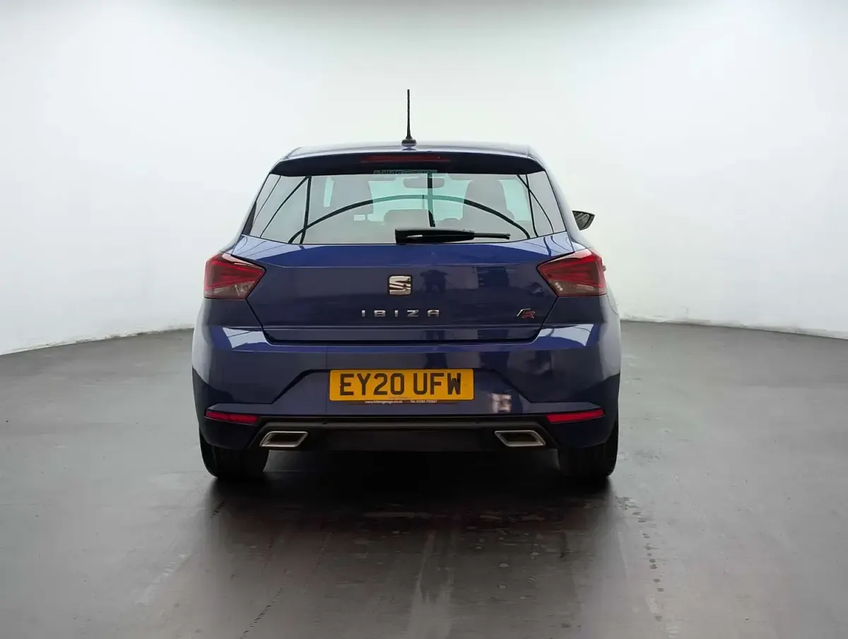 Usado Seat Ibiza FR Sport 95 CV (69 kW) 2020 Azul Utilitario