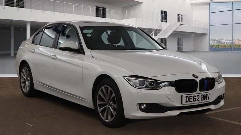 Used BMW 320 2012 White Sedan