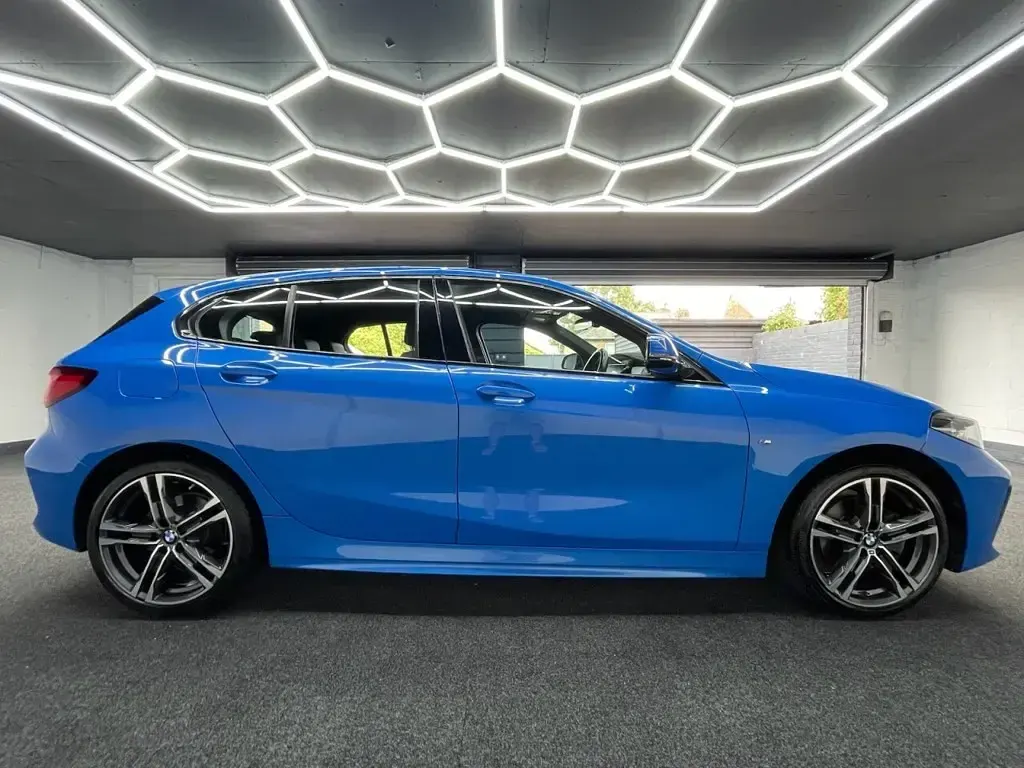 Used BMW 118 M Sport 136 HP (100 kW) 2023 Blue Hatchback