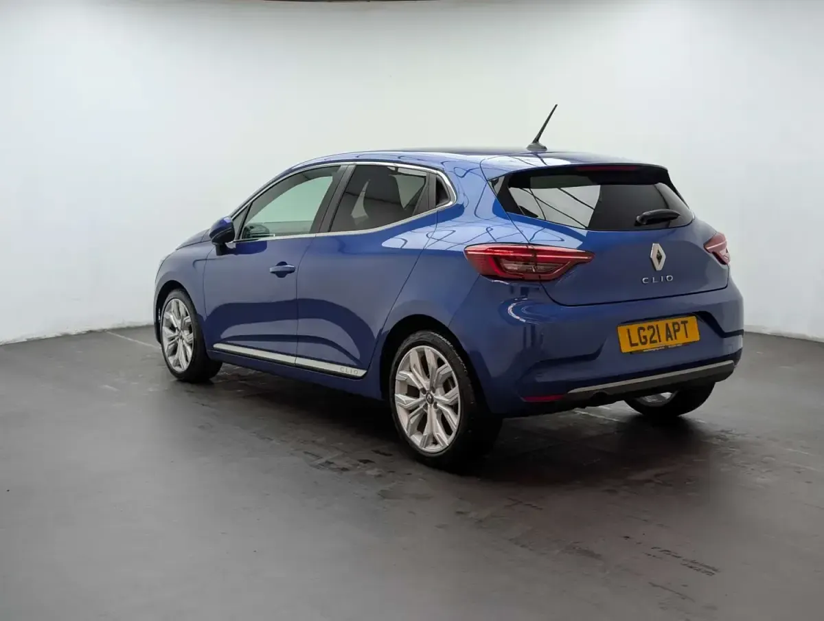Usado Renault Clio V Version S 2021 Azul Utilitario