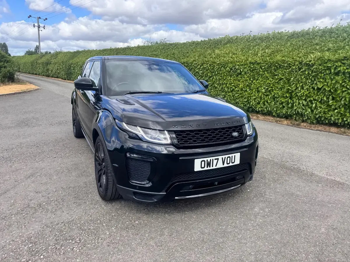 Used Land Rover Range Rover evoque HSE Dynamic 2017 Black Estate