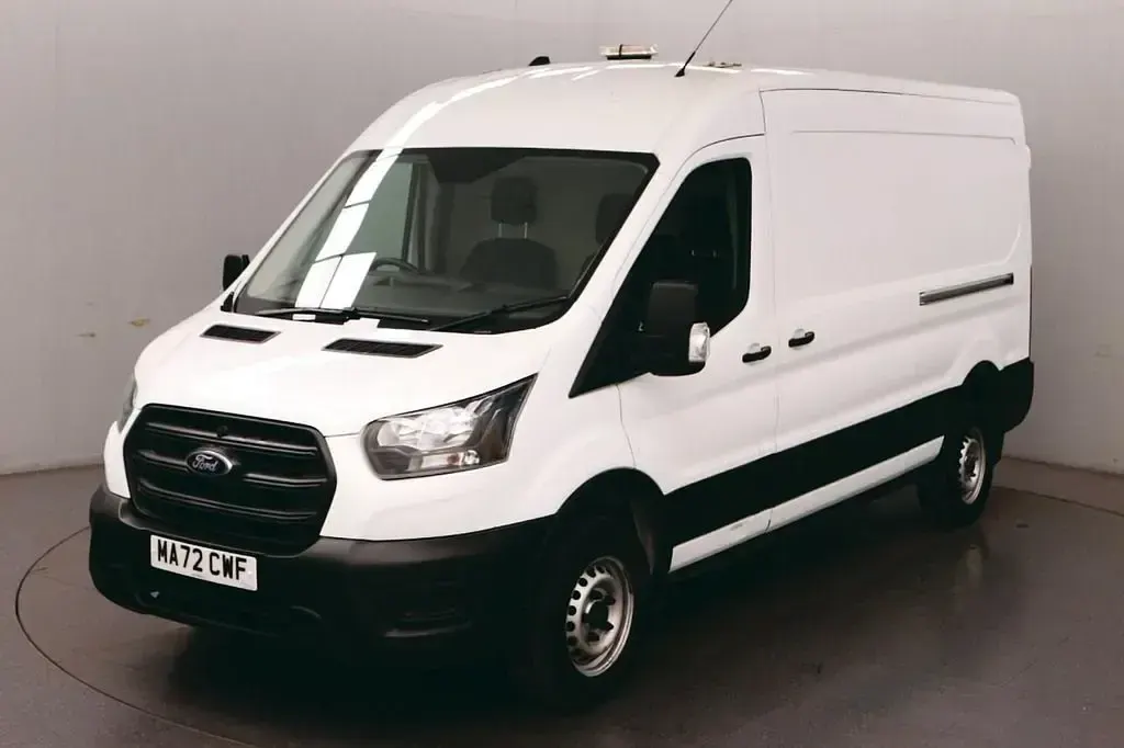 Usado Ford Transit 105 HP (77 kW) 2022 Branco Van