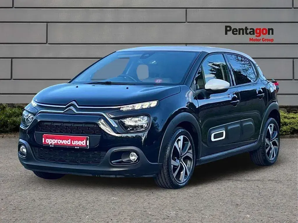 Używany Citroën C3 PureTech 81 KM (59 kW) 2021 Czarny Hatchback